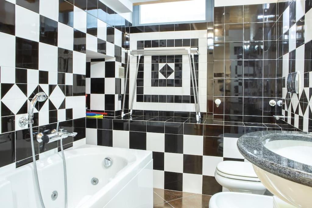 Comfortable Flat In Porta Romana Milánó Kültér fotó